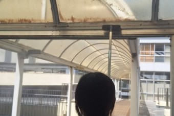 ④