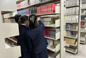 中学１年生対象図書館ガイダンス