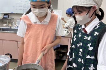 中学3年家庭科　調理実習