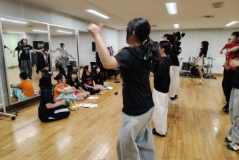 260805ESSg-4