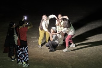260806housoug-2