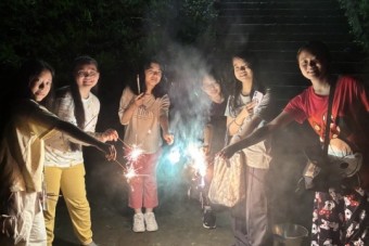 260806housoug-3
