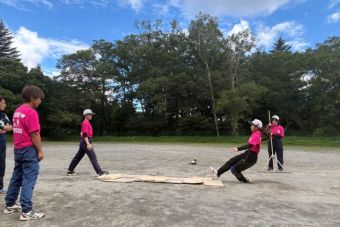 260815softballg34-8d
